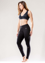 Load image into Gallery viewer, Athletique Low-Waisted Ribbed Leggings with Hidden Pocket and Mesh Panels