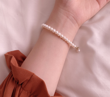Load image into Gallery viewer, 14K Gold Natural Pearl Bracelet