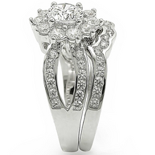 Load image into Gallery viewer, 1W008 - Rhodium Brass Ring with AAA Grade CZ  in Clear
