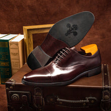 Load image into Gallery viewer, High Quality Is The Last Word British Men&#39;s Oxford Shoes
